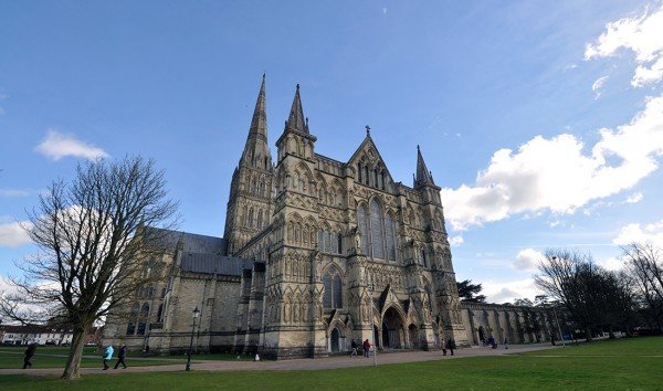 Salisbury Cathedral front exterior