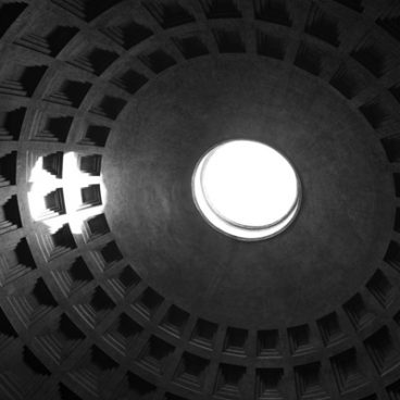 The Pantheon Oculus