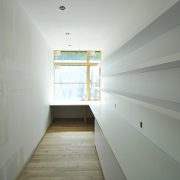 Floating Wall Shelves – They Only Look Simple