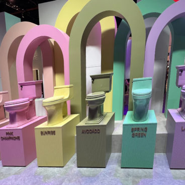 KBIS IBS 2023 Toilet Colors Cover Image